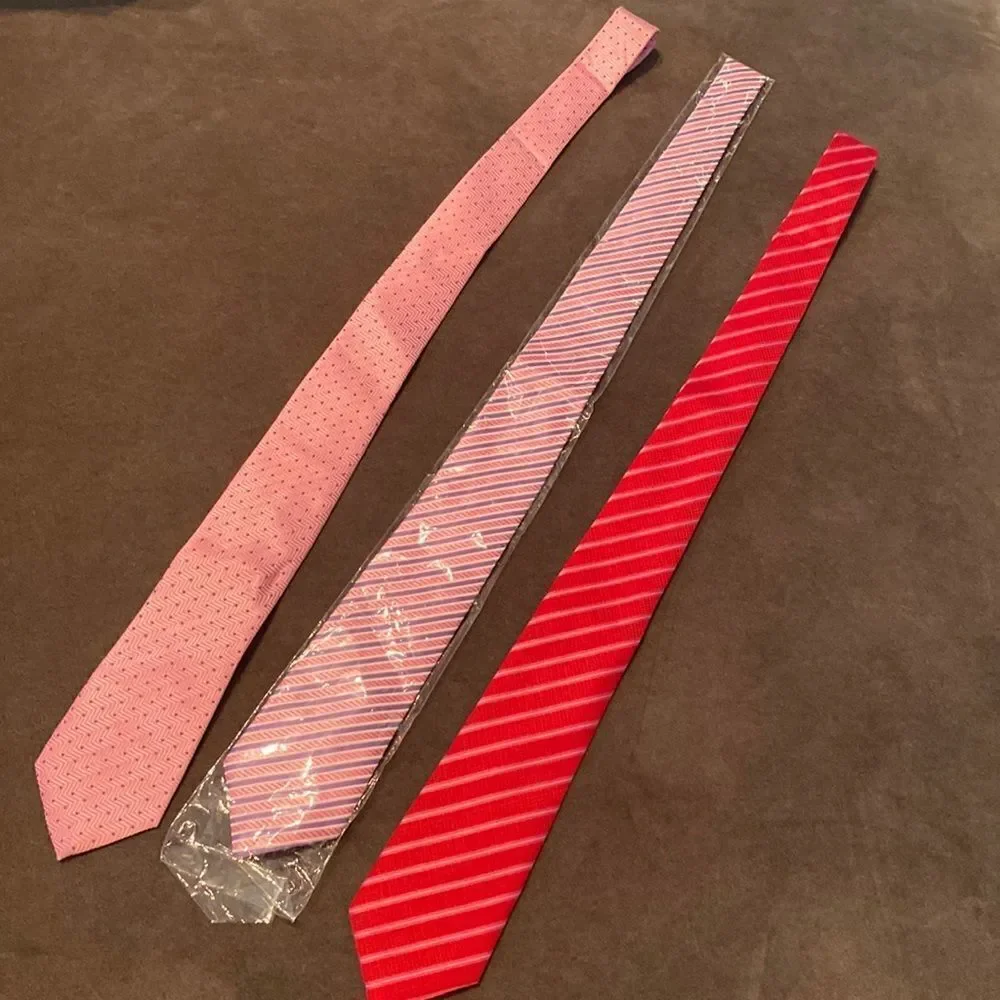 Men’s 3 Neck Ties in a Bundle NEW